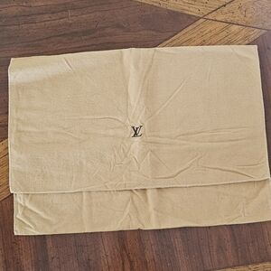 ❤️ Louis Vuitton Tan Dustbag❤️